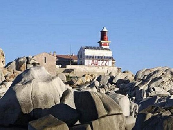 Scarica versione non compressa lavezzi (WxH)