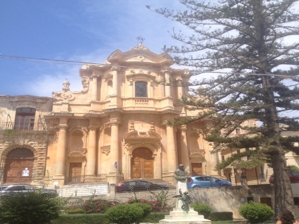 Scarica versione non compressa Noto (WxH)