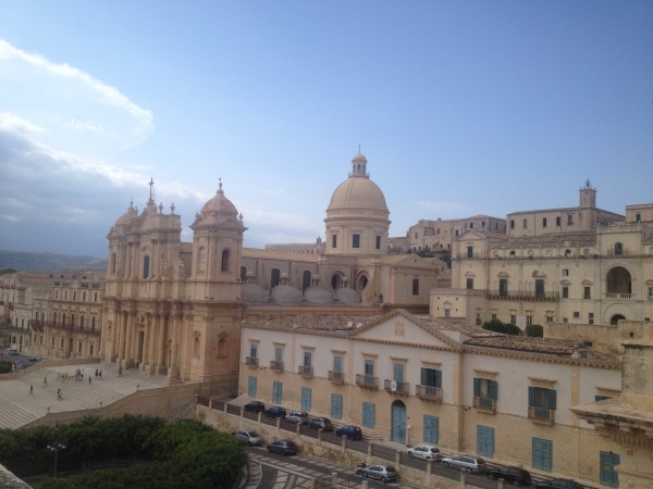 Scarica versione non compressa Noto (WxH)