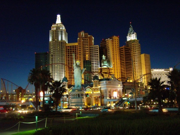 Scarica versione non compressa las vegas (1000Wx750H)