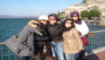 Gruppo woman (425Wx320H) - Le splendite ragazze di eviaggiatori