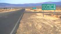 Giriamo a Destra! (WxH) - L'incrocio tra la 9 e la 40 vicino Abra Pampa, da quì in po ci sono 150 Km di nulla verso Salina Grande