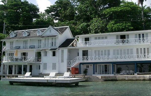 Scarica versione non compressa port antonio (WxH)