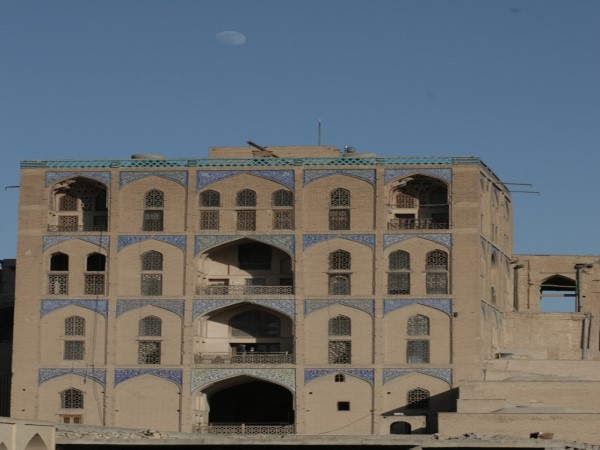 Scarica versione non compressa 44 (WxH)