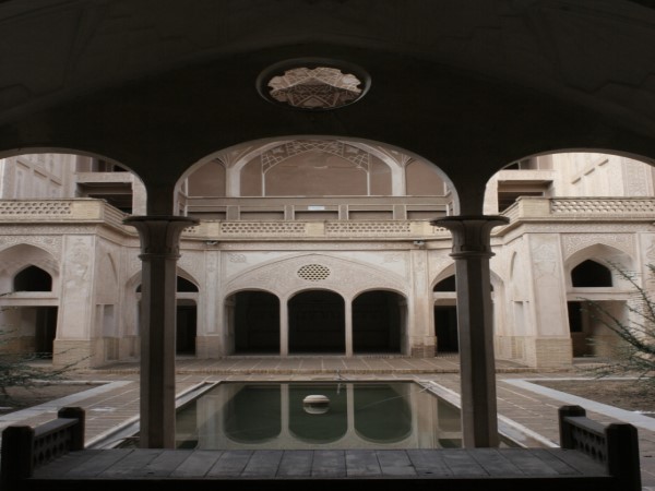 Scarica versione non compressa 28 (WxH)