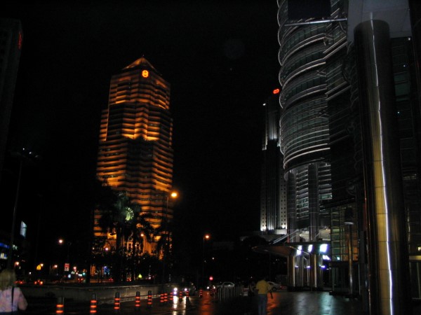 Scarica versione non compressa kuala lumpur (WxH)