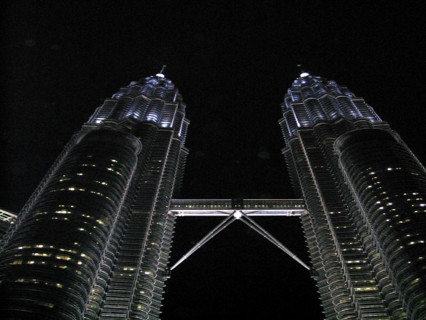 Scarica versione non compressa kuala lumpur (WxH)