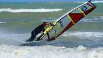 Bash - Windsurf ROma (WxH) - Scuola WIndsurf Trevignano ROma - Lezioni, Corsi, Noleggio, Rimessaggio