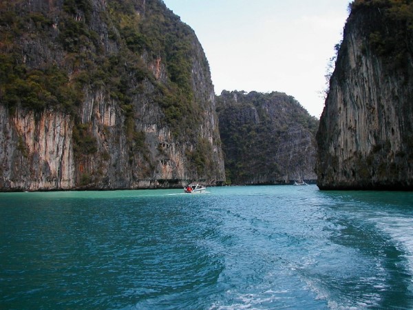Scarica versione non compressa thailandia (1024Wx768H)