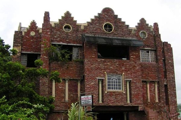 Scarica versione non compressa port antonio (WxH)