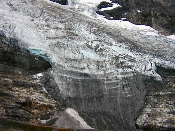Scarica versione non compressa svizzera (1024Wx768H)