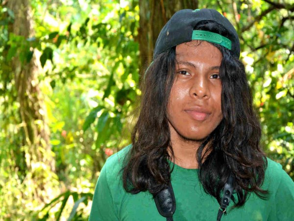 Scarica versione non compressa Indios (WxH)