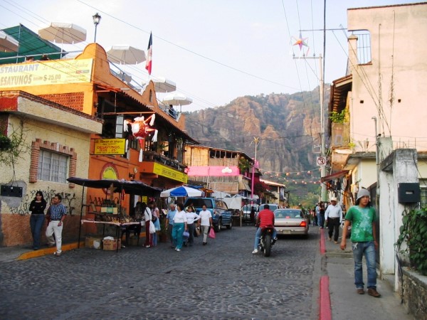 Scarica versione non compressa Tepoztlan (WxH)