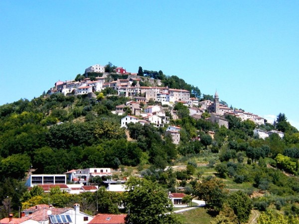 Scarica versione non compressa croazia (1024Wx768H)